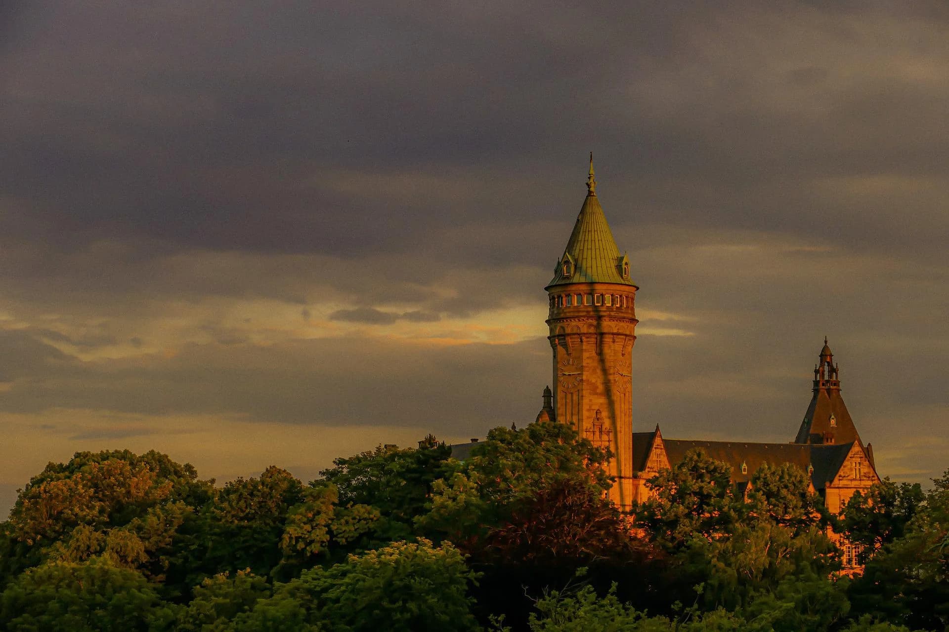 Евросоюз примет меры в отношении Люксембурга из-за отмывания денег и ухода от налогов