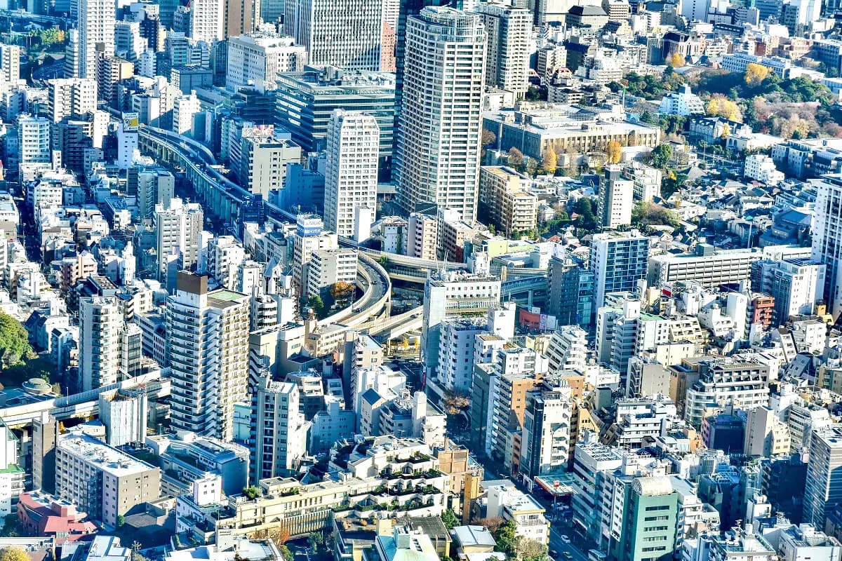 Япония планирует представить предложения по новой схеме резидентства для инвесторов-ангелов