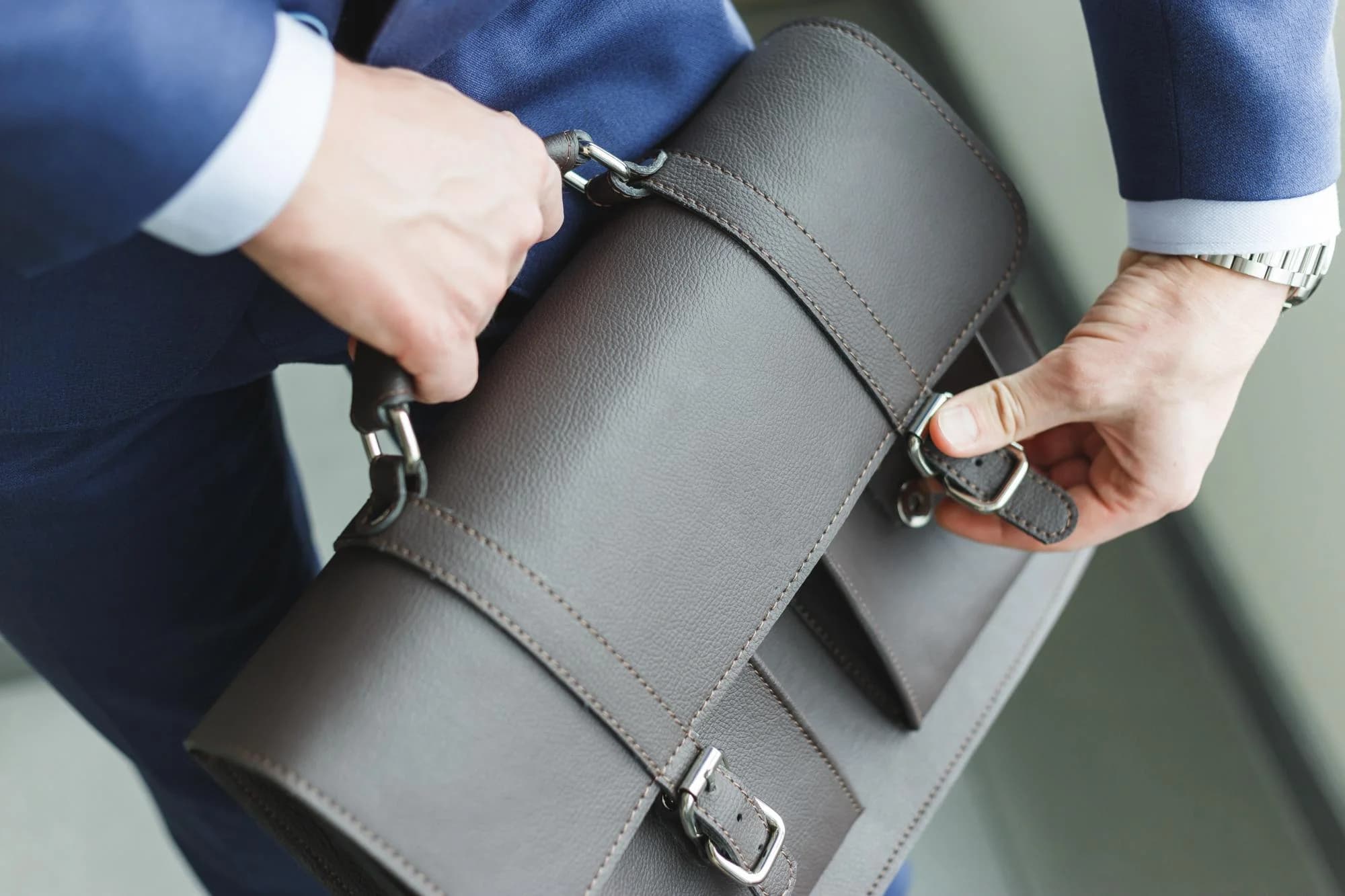 Работодатель не вправе отменить решение об увольнении сотрудника без его согласия