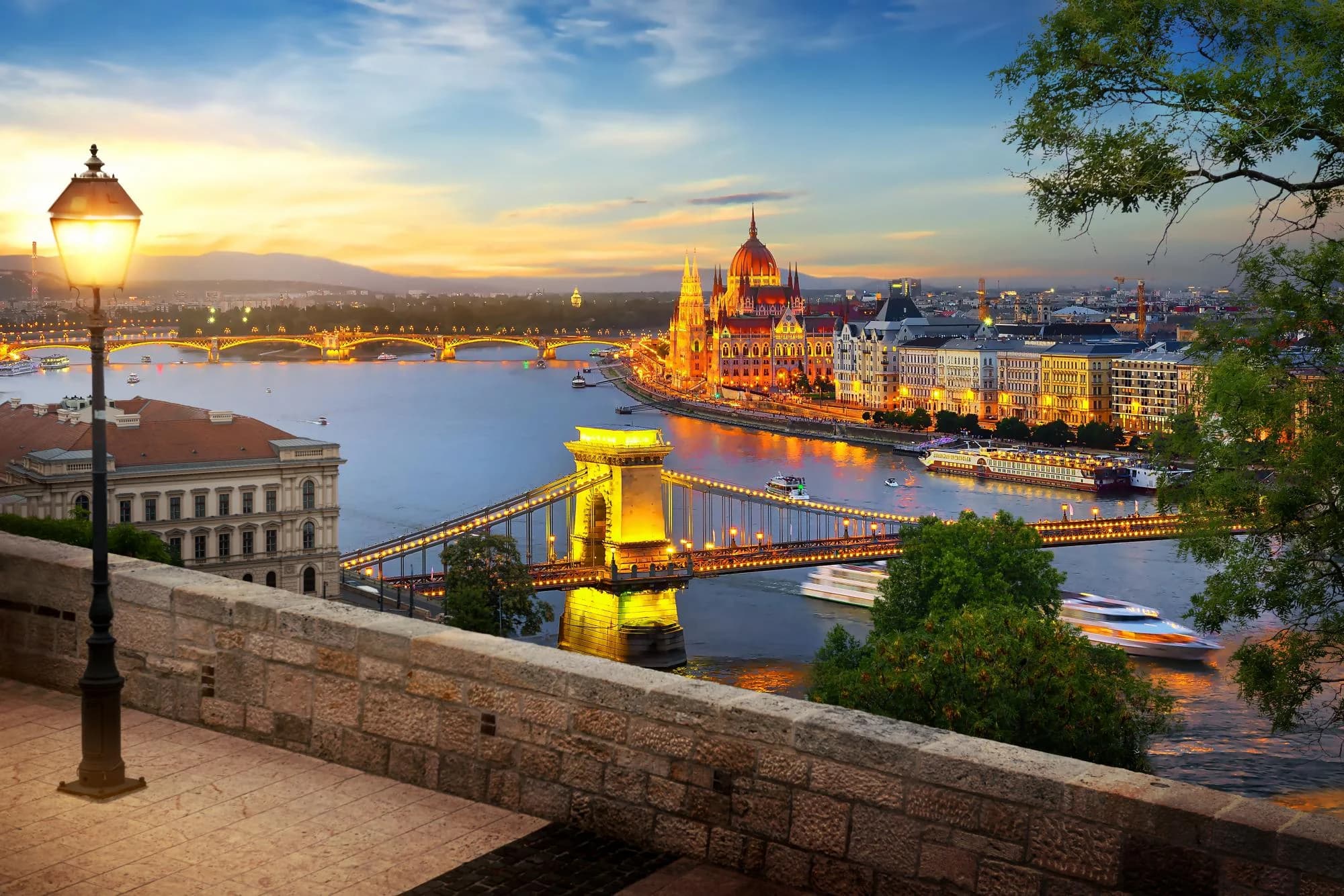 Румыния предоставляет специальные налоговые льготы для секторов HORECA и вносит поправки в положения налоговых правил