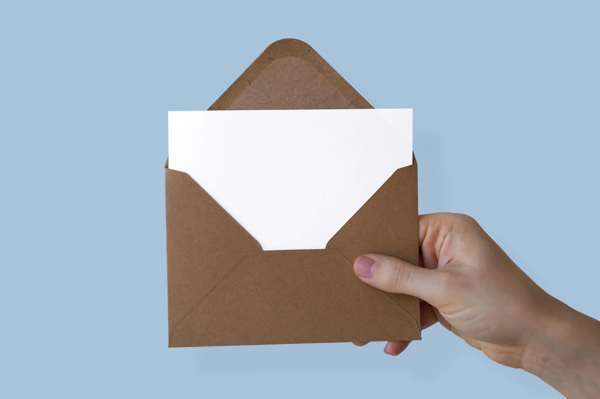 Иногда важна не только дата, но и время увольнения сотрудника