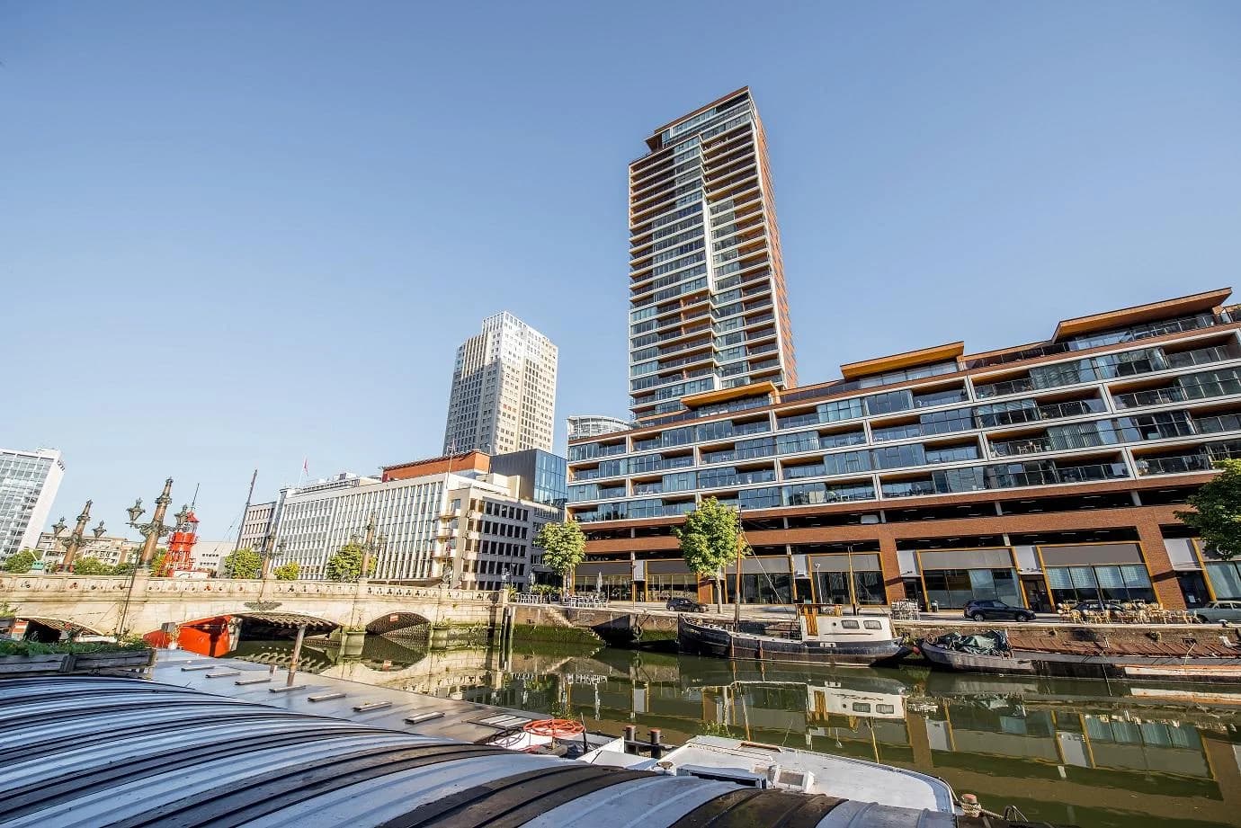 В Нидерландах начались консультации по временному налогу на сверхдоходы производителей электроэнергии