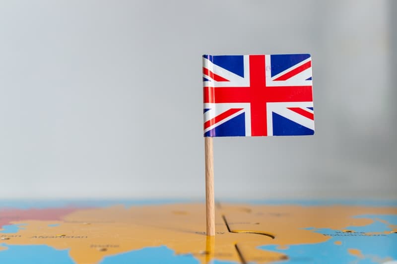 Правительство Великобритании раскрывает пересмотренные планы по введению налогового режима для некоммерческих организаций