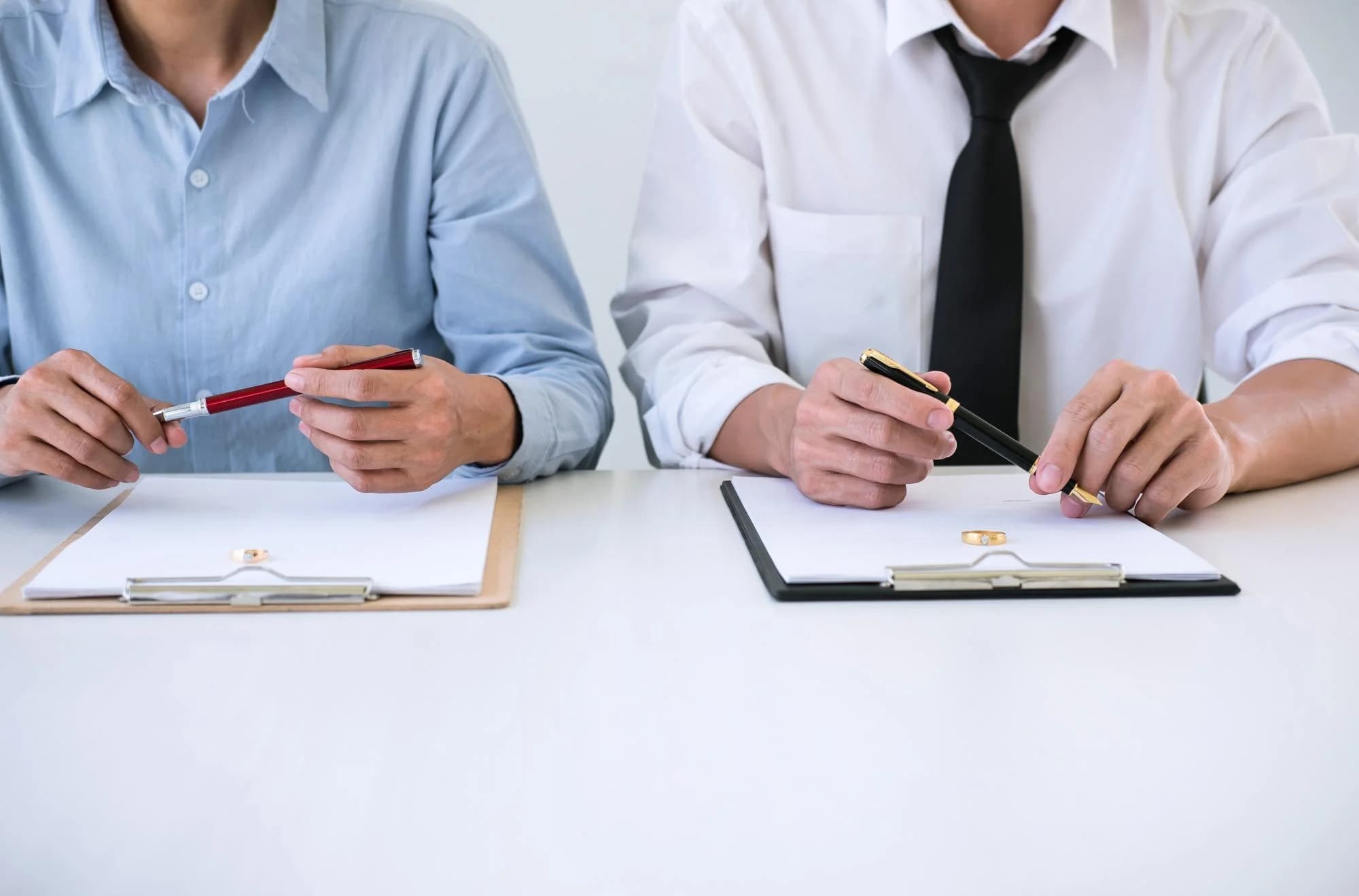 Расчет налога с доходов иностранных организаций примут от налоговых агентов как по новой, так и по старой форме