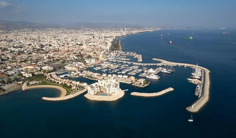 Кипрский регистратор компаний продлевает срок подачи данных в Реестр бенефициаров