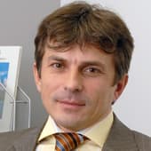 Олег Попутаровский