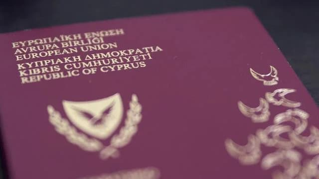 Кипрские власти закрывают программу инвестиционного гражданства
