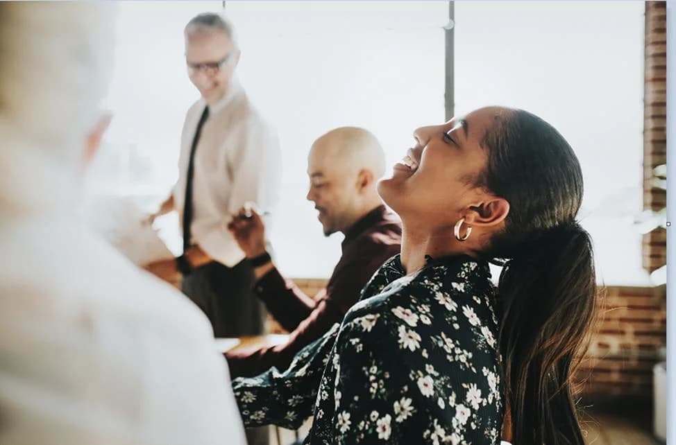 Двойная плата за тимбилдинг в выходной день: кто платит?