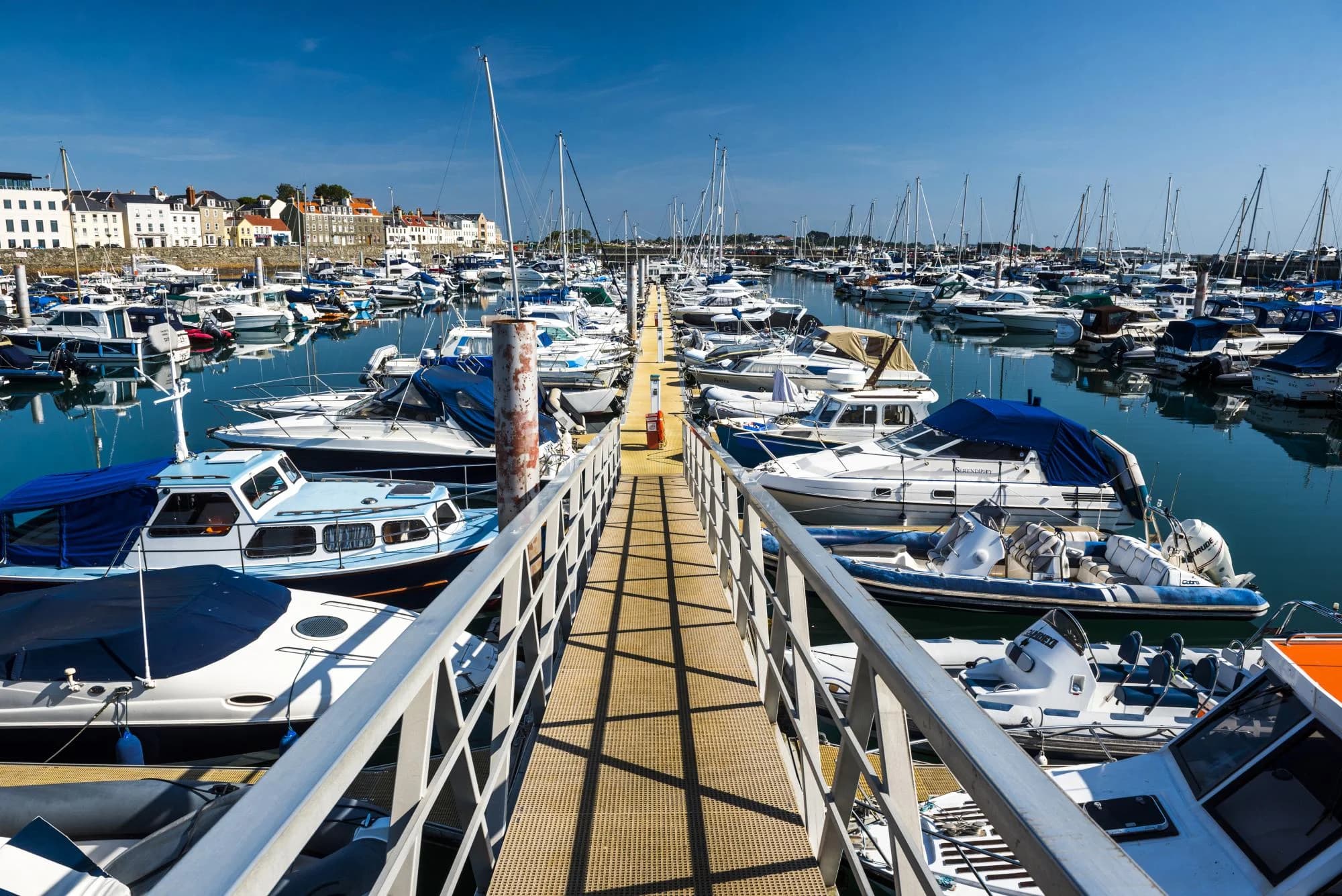 Гернси обновляет информацию о реализации двухкомпонентного решения ОЭСР