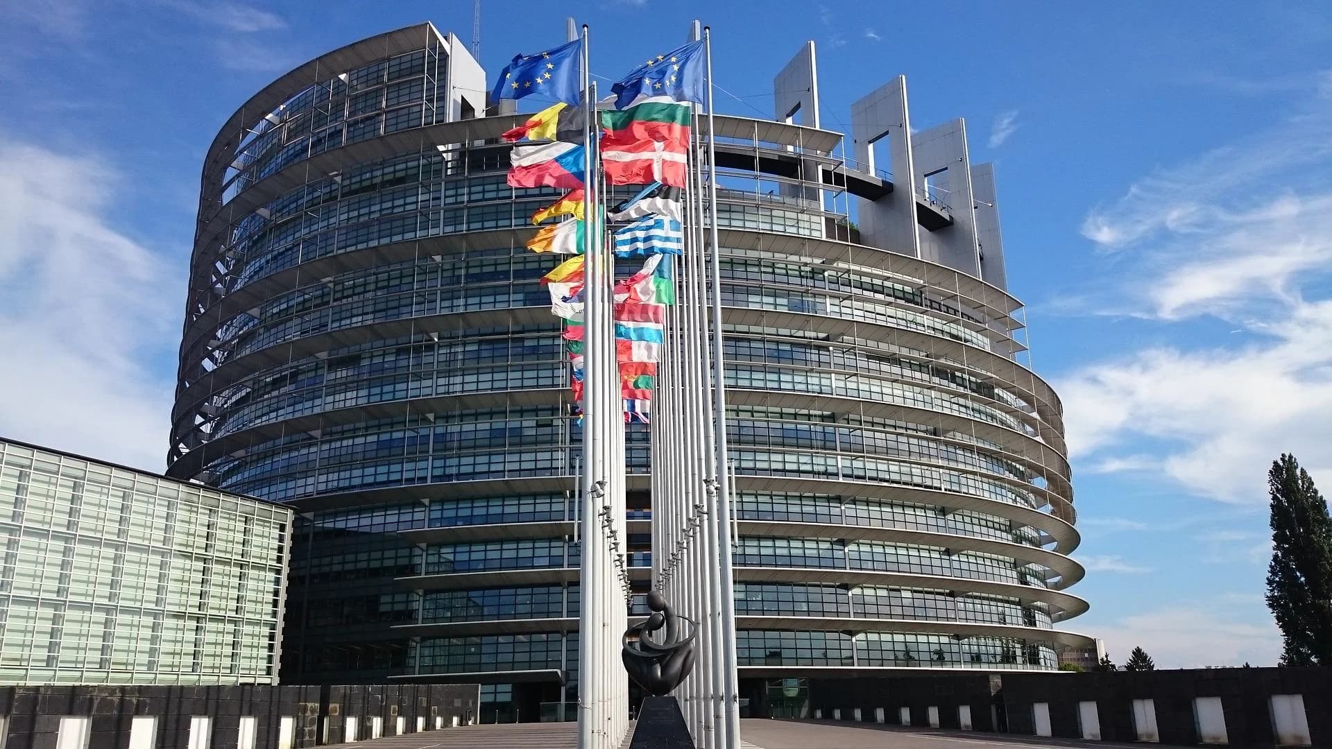 Европарламент настаивает на изменении системы формирования списка налоговых убежищ