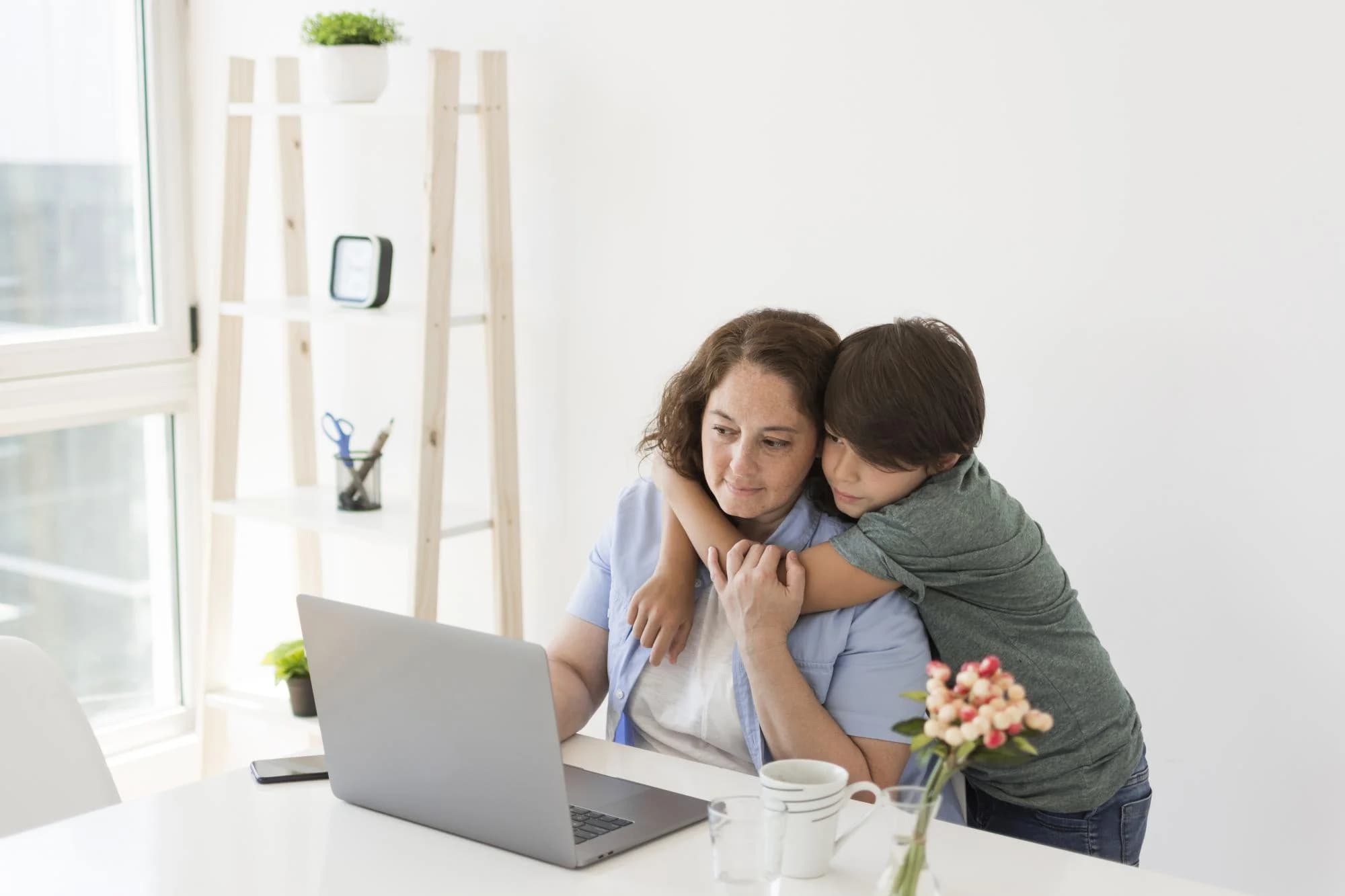 Школьники – на каникулы, родители – на удаленку