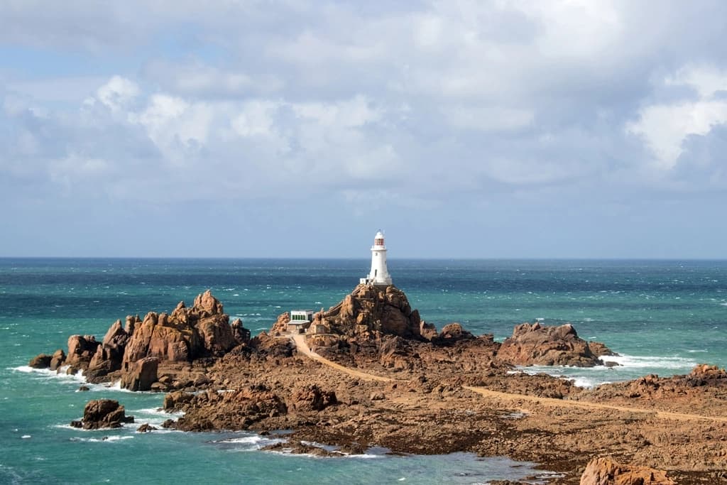 Джерси начинает консультации по сбору данных о бенефициарах