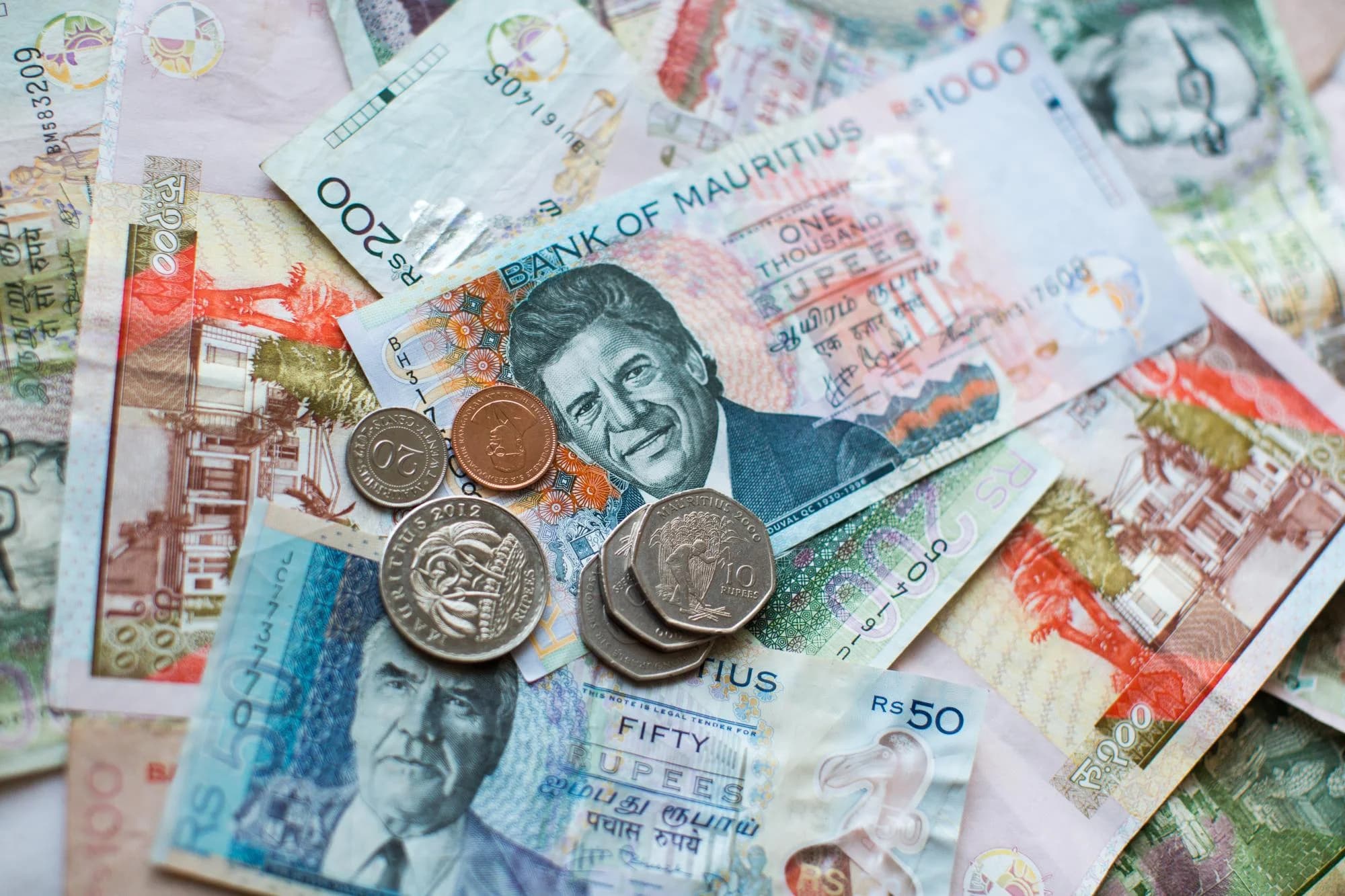 Маврикий сможет получать налоговую информацию от трастов