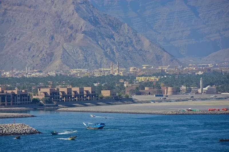 Оманский Совет Шуры внес в Государственный Совет законопроект о подоходном налоге с физических лиц