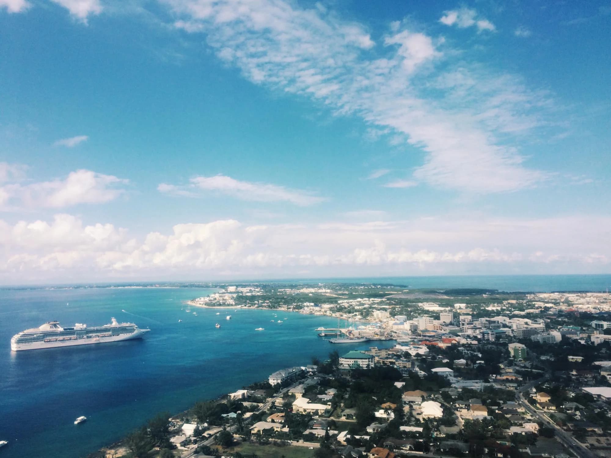 Каймановы острова проводят консультации по правилам предоставления криптоуслуг